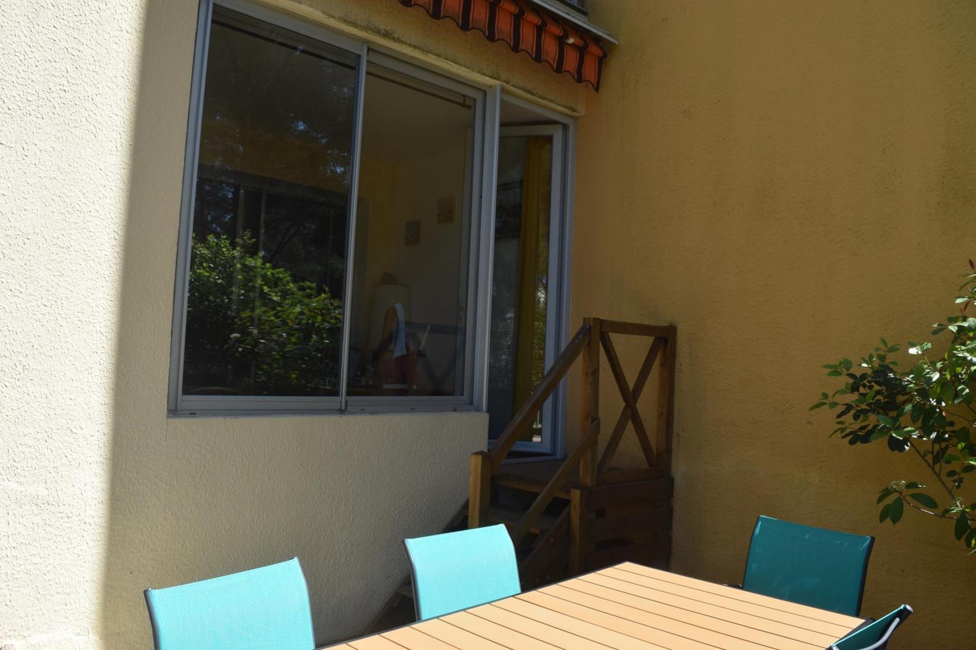 Apartment T2 Climatise A 500m De La Sur La Presqu'ile De Mandrier Sur *
